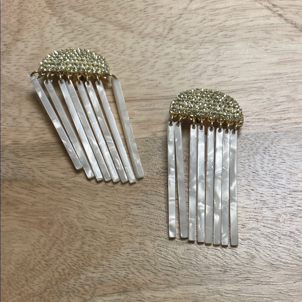 Lele Sadoughi Yellow and White Jellyfish Clip-on Earrings